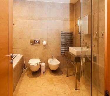 Gibraltar Apartamento | Rock view Apartment at ocean village