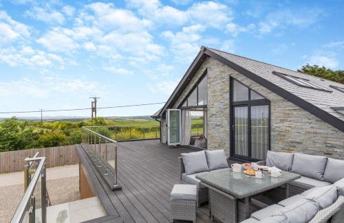 Little Petherick Casa | Rock View