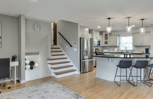 West Omaha Casa | Rockbrook Oasis – Charming 3-Bedroom Home with Private Pool