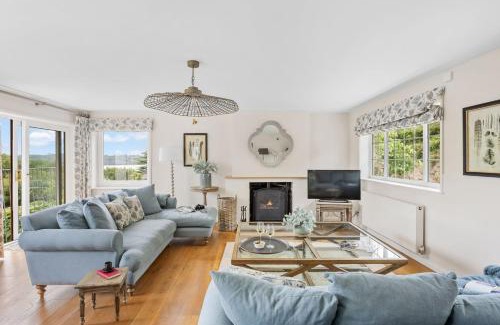 Dittisham Casa | Rocket House - Large family home perched above the river
