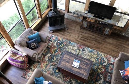 Pipe Creek Casa | Rockin' B Ranch Bluff House