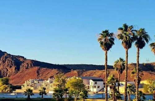 Parker Dam Casa | Rockin-River House