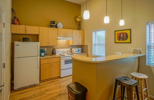 University Heights Apartamento | Rockin 'Studio en Bricklight District, caminar a UNM