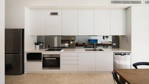 Terrigal Casa | Rockpool #2 Short Walk To Beach, Shops, Cafes Accom Holidays