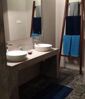 Unawatuna Hotel | Rockside Cabanas Hotel