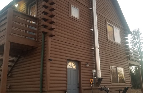 Indian Mountain Cabina | Rocky Mountain Family Friendly cabin with VIEWS that will take you breath away!