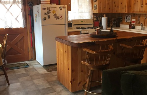 Wrightwood Cabina | Rocky Mtn Hideaway - Recuerdos de vacaciones en ciernes