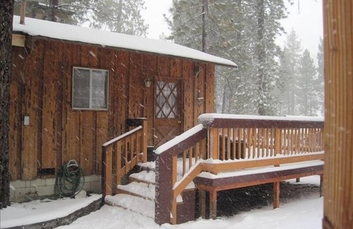Wrightwood Cabina | Rocky Mtn Hideaway - Recuerdos de vacaciones en ciernes