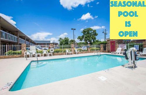 Arcadia Hotel | Rodeway Inn Expo Center