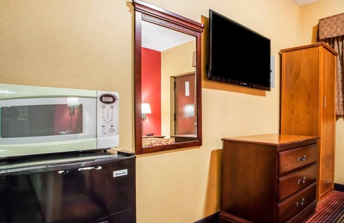 Jersey City Hotel | Rodeway Inn Jersey City near Hoboken