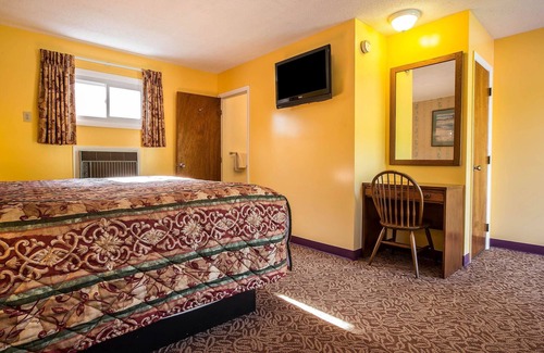 Lincoln Hotel | Rodeway Inn Lincoln I-93