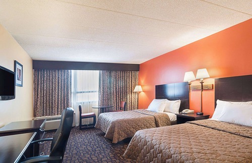 Secaucus Hotel | Rodeway Inn Meadowlands