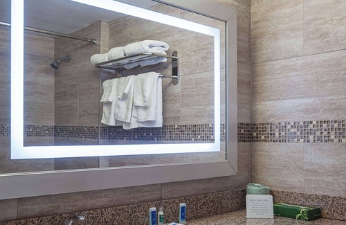 Secaucus Hotel | Rodeway Inn Meadowlands