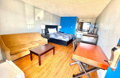 Nashville Hotel | Rodeway inn- Nashville airport - Downtown - Mexican Restaurant on site