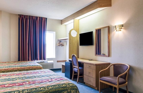 Salem Hotel | Rodeway Inn Salem