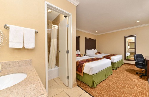 Del Cerro Hotel | Rodeway Inn San Diego Near SDSU