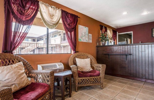 Santee Hotel | Rodeway Inn Santee San Diego East