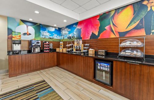 Macon Hotel | Rodeway Inn