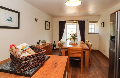 Garsdale Cabaña | ROGER POT, pet friendly, with open fire in Sedbergh