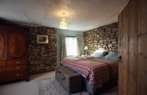 Haverfordwest Casa | Rogeston House - Charming farmhouse in picturesque Pembrokeshire