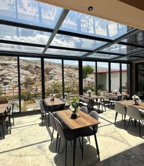 Al Hamra Casa | Roghan Hospitality Inn