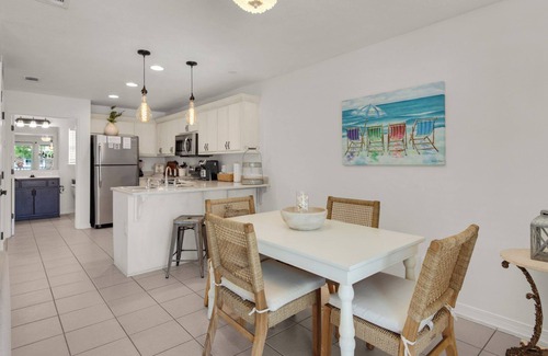 Seagrove Beach Condominio | Rollin Tide Villas