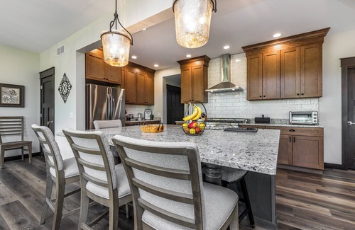 Galena Casa | Rolling Green on Genessee Trail