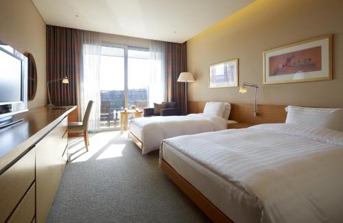 Hwaseong Hotel | Rolling Hills Hotel