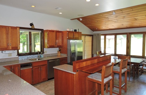 Moultonborough Casa | Rolling Lawns Gorgeous Views plus Private Beach Access AUGUST 23 SPECIAL