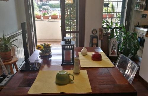 Zona I Val Melaina Casa | ROMA METRO JONIO Double ROOM with BATHROOM