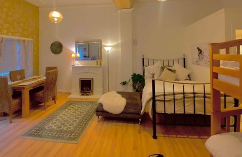Laurieston Apartamento | Roman Studio