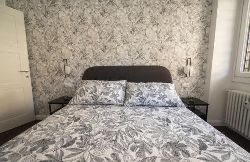 Zona LIII Tomba di Nerone Apartamento | Roman Terrace & Soul in Peaceful Area