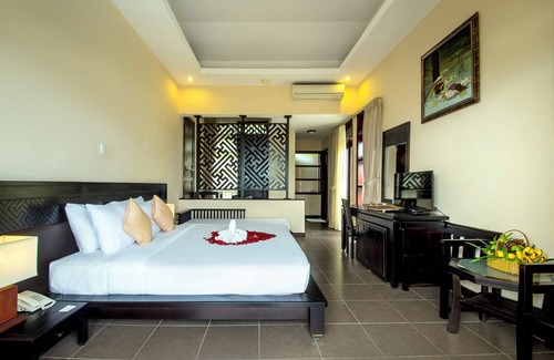 Phu Hai Beach Hotel | Romana Resort & Spa