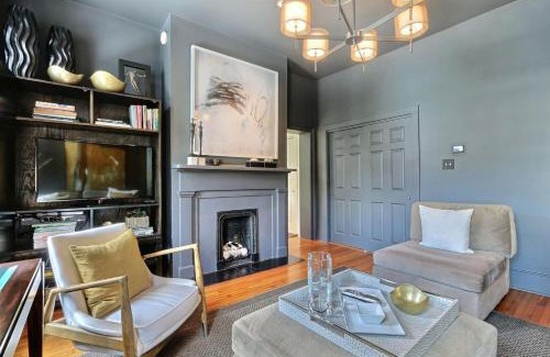 Historic Downtown Savannah Apartamento | Romancing The Jones