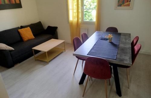 Petit-Palais-et-Cornemps Apartamento | Romane et Rosé - Tarifs dégressifs