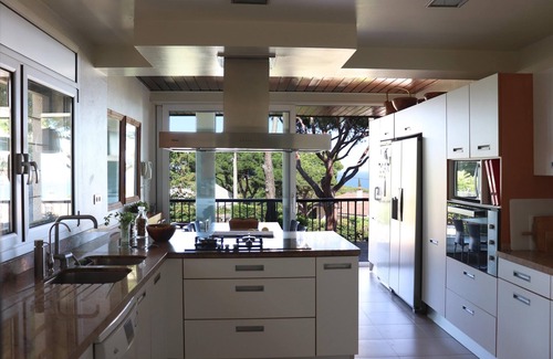 Cabrils Casa | ROMANI - Casa con piscina privada. Capacidad hasta 17 personas. 20 minutos Barcelona