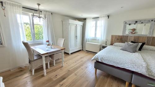 Oberhoffen-les-Wissembourg Cama Y Desayuno | Romantik-Suite Nordelsaß B&B