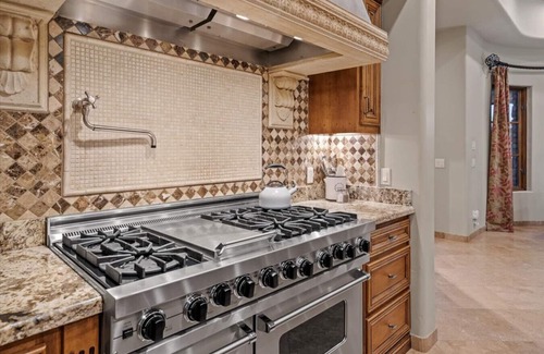 Canyon Ridge Estates Villa | Romantic 4BR Hacienda | Pool, Spa | Close to Town