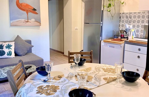 Caldana Apartamento | Apartamento reformado cerca de playas, golf, cata de vinos, pueblos pintorescos.