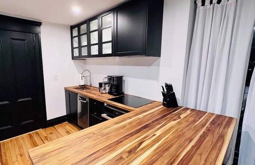 West End Condominio | Romantic apt:West End +parking
