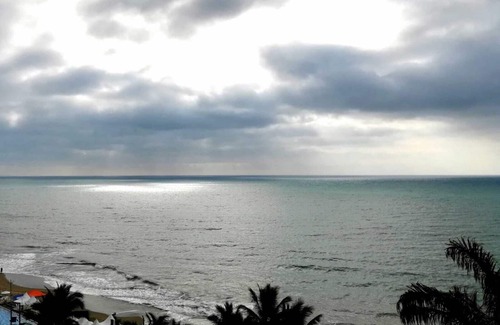 Tonsupa Apartamento | Romantic beach front view.