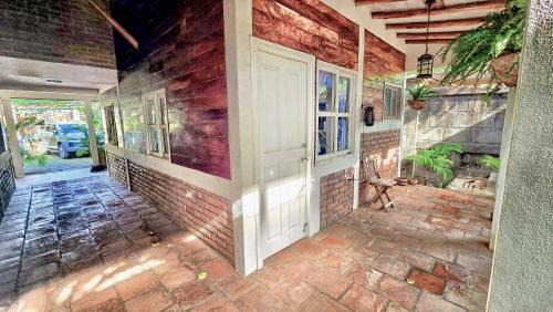 Pochomil Casa | Romantic Beachfront Casita w Pool - AC - Sleeps 4