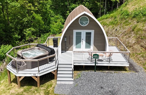 Bakersville Cabina | Romantic Blue Ridge Mountain Retreat