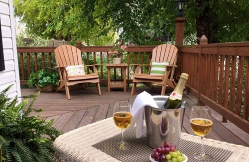 Berlin Apartamento | Romantic Bridal Suite Rentals - Bridal Suite 1