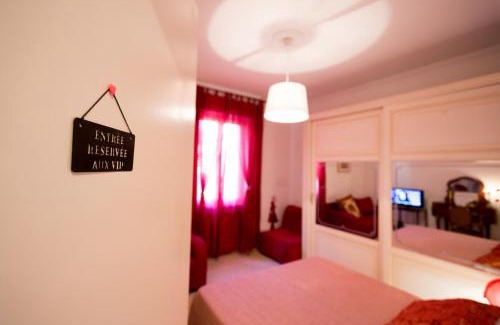 Prenestino-Centocelle Apartamento | Romantic Ciclamini House
