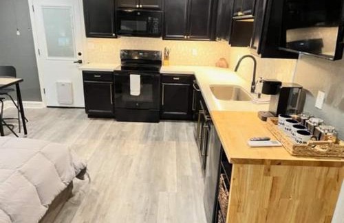 Reno Casa | Romantic Couples Retreat - Tahoe Room