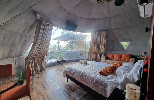 Monterrey Cabaña | Romantic Domes With Breathtaking Views of Arenal Volcano