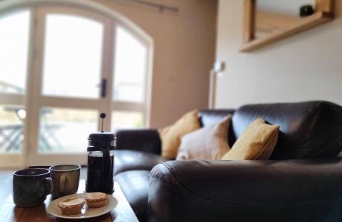 Netherton Casa | Romantic Escape and Stargazer's Hideaway nr Dark Sky, Alnwick, Kielder