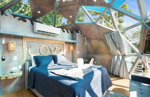 Potrero Hotel | Love Geodome with Wi-Fi, Hot-Tub, Pool, A/C in tranquil Potrero.