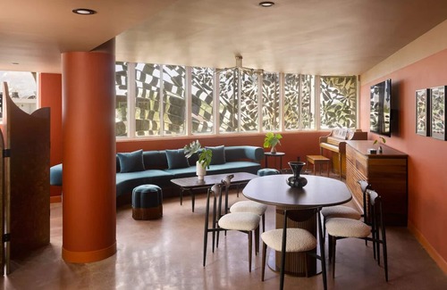 Coconut Grove Hotel | Romantic Escape w/ Private Terrace | Close to Cocowalk Mall | Rootop Pool Access
